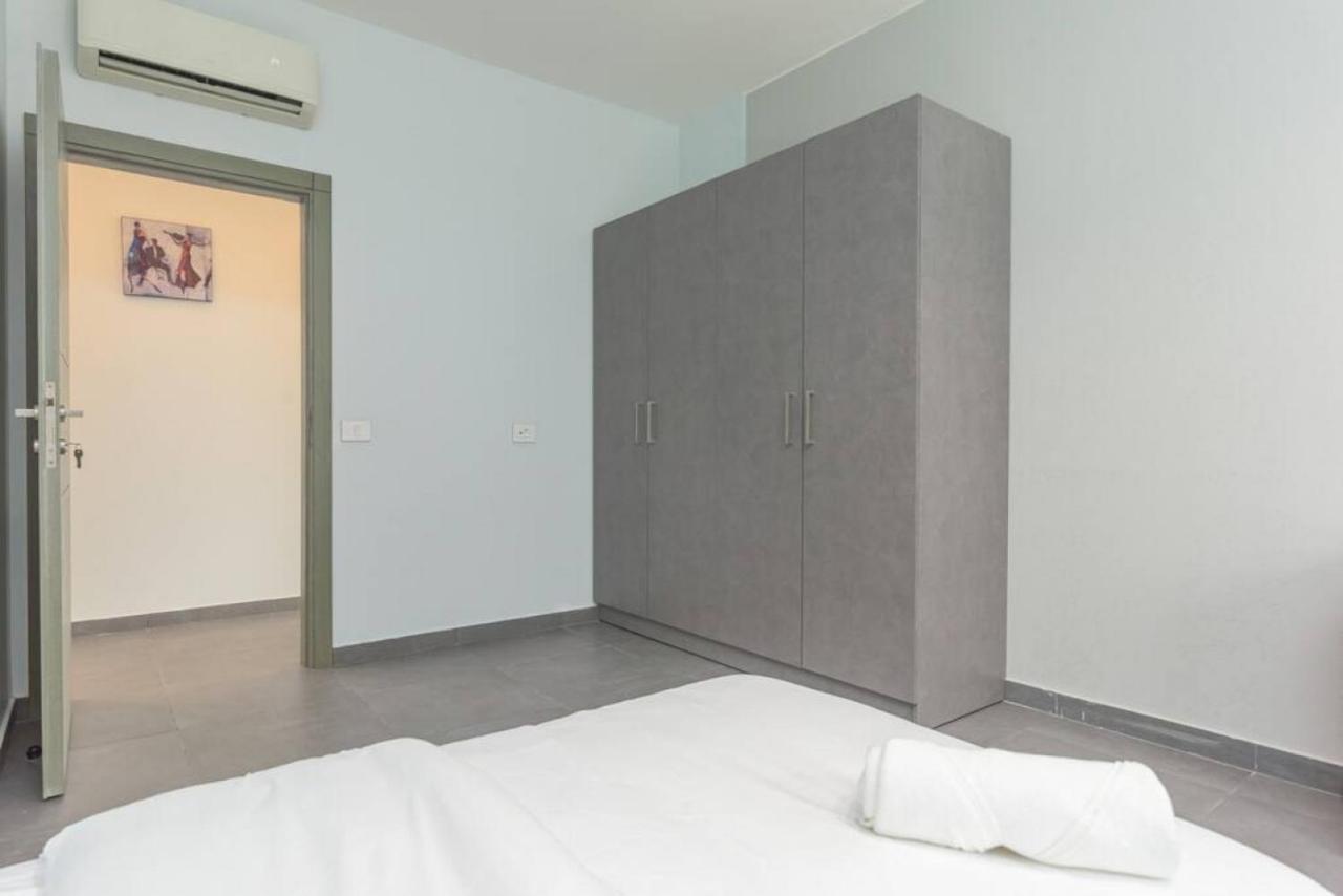 Vibe 305, Modern 2Bedroom Apartment In Awkar Dbayeh Exterior photo